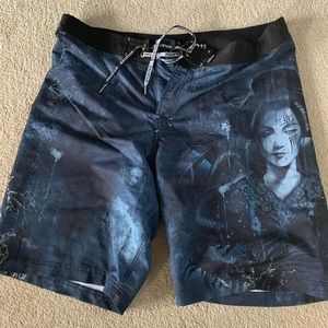 Men’s Affliction board shorts XL